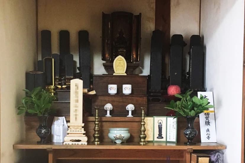 位牌をまとめる方法【繰出位牌・夫婦位牌・先祖位牌・過去帳】