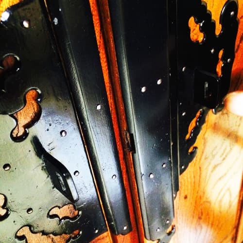 引き出しもスムーズに動くように修復