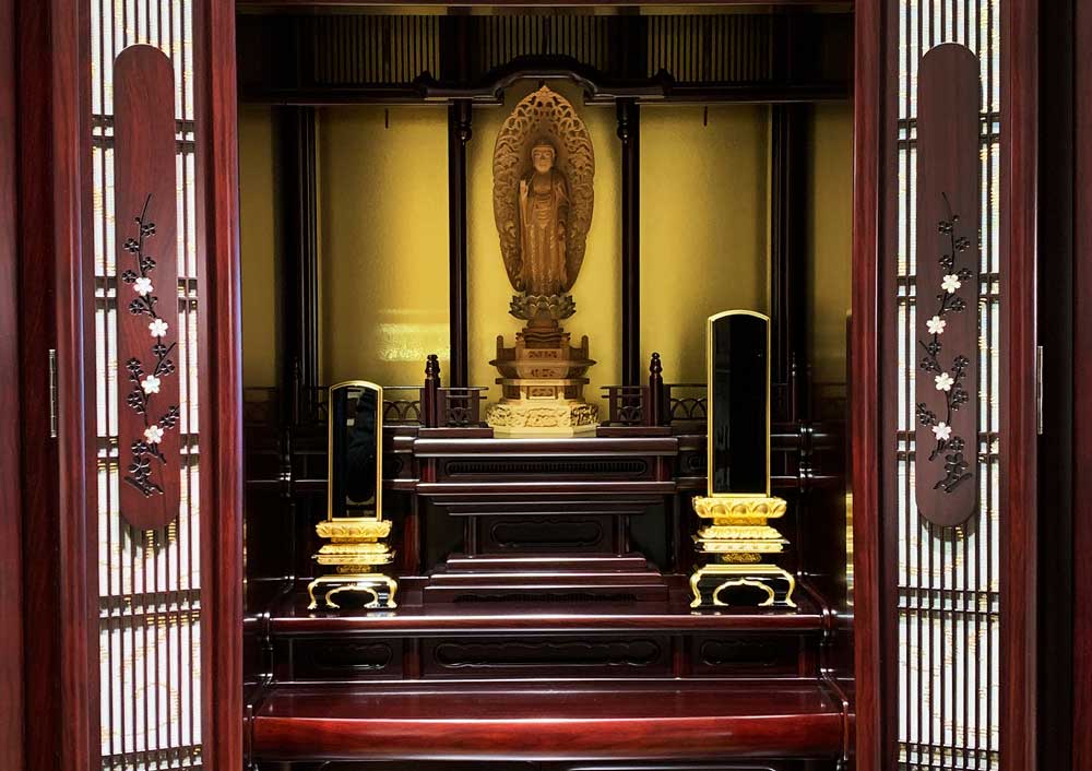 大きな仏壇用に選ばれている位牌のサイズ