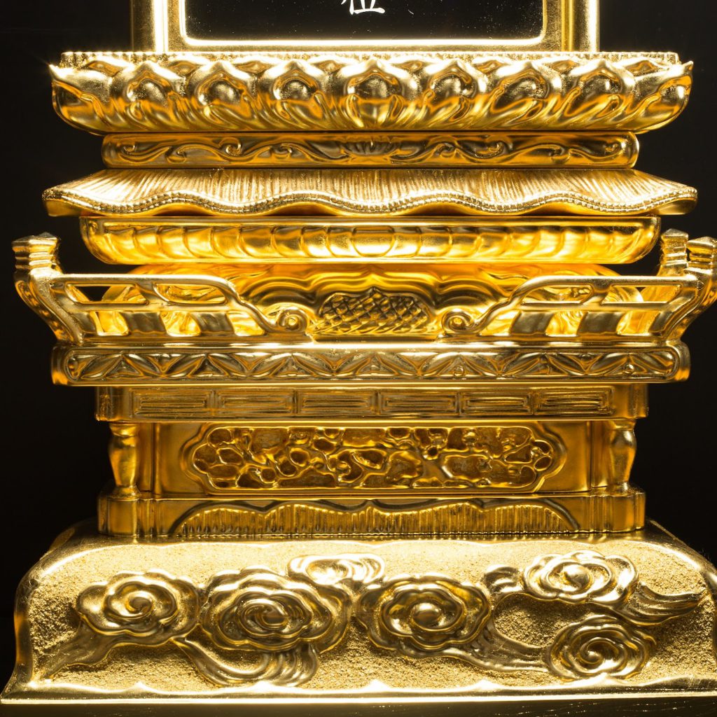 寺院用の大きな位牌の修復事例