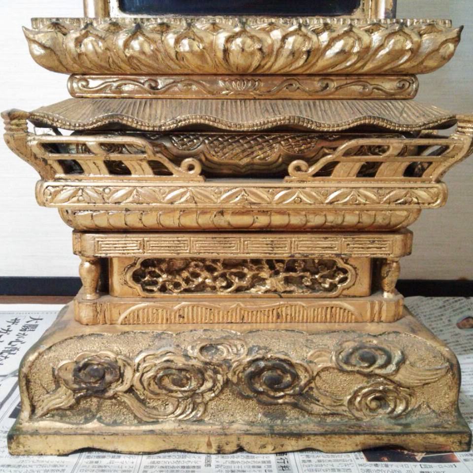 寺院用の大きな位牌の修復事例